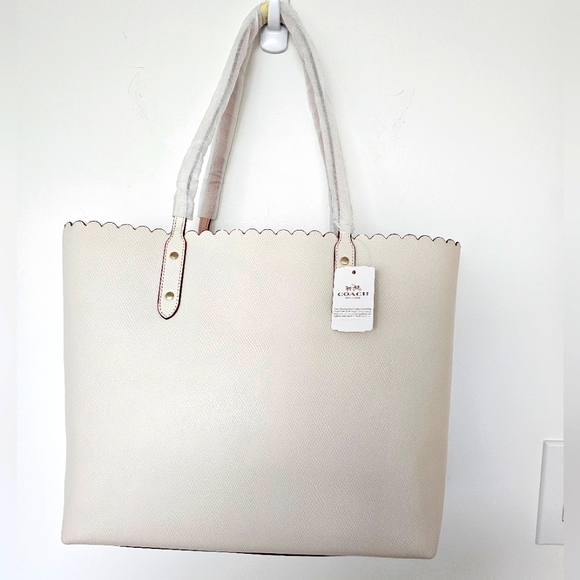 Coach NWT Chalk Color Applique Tote - Picture 2 of 11